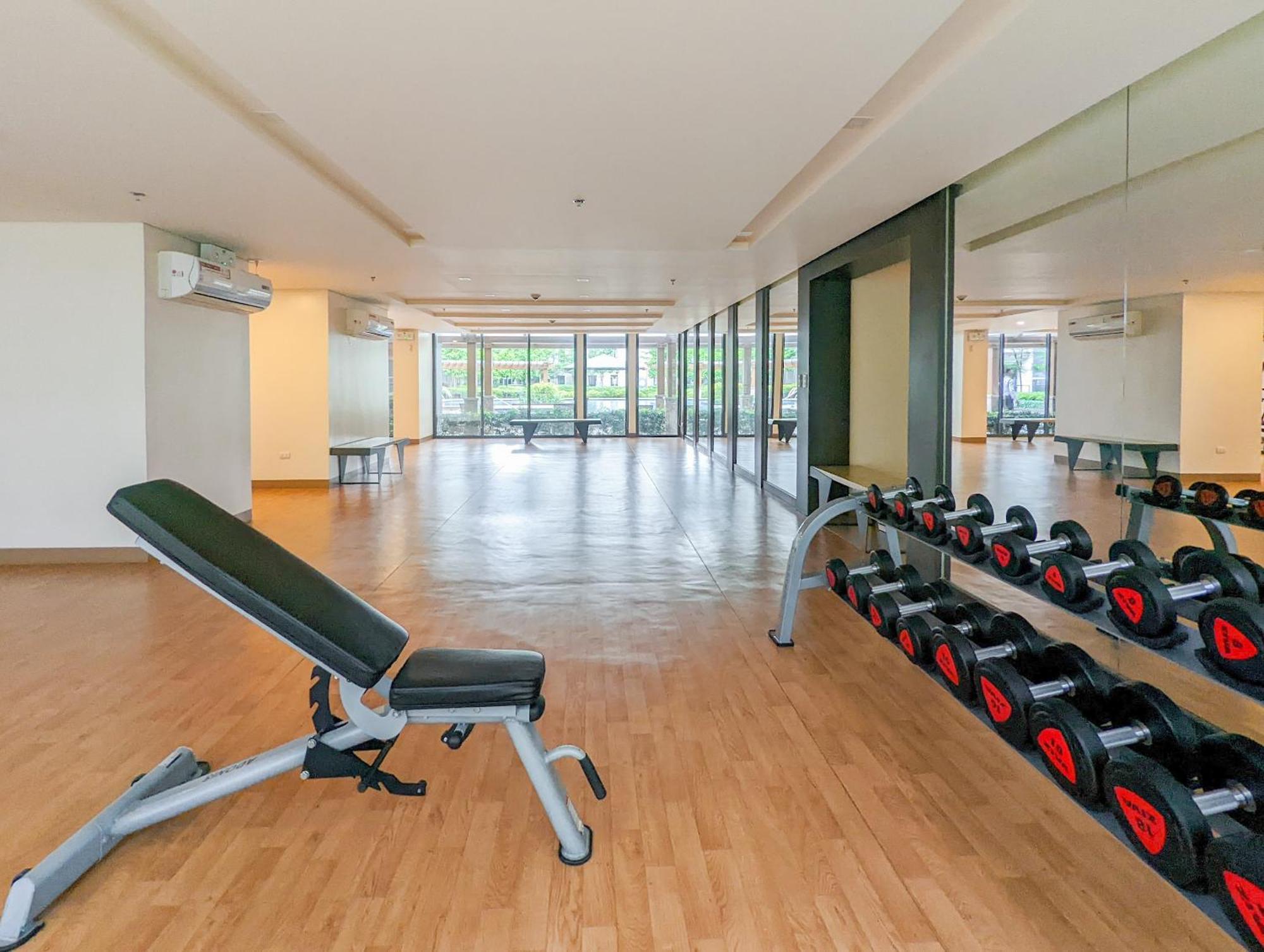Studio Condo Naia Airport Terminal 3 Newport City Casino มะนิลา ภายนอก รูปภาพ